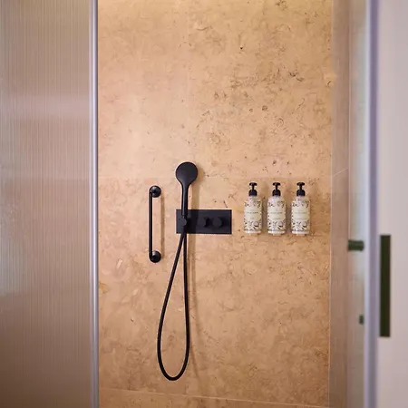 Duo Lisbon, Curio Collection By Hilton 4* Lissabon