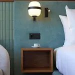Duo Lisbon, Curio Collection By Hilton Lizbona
