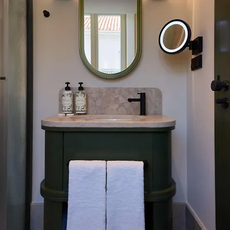 Otel Duo Lisbon, Curio Collection By Hilton 4*