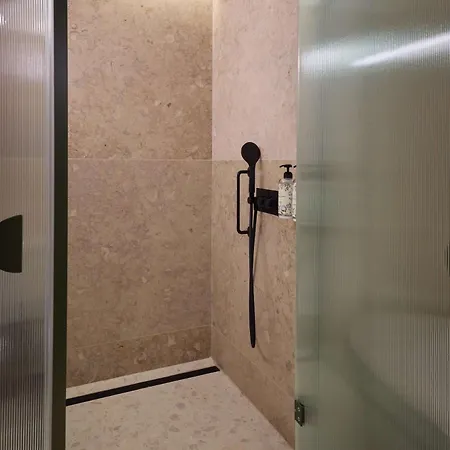 فندق Duo Lisbon, Curio Collection By Hilton