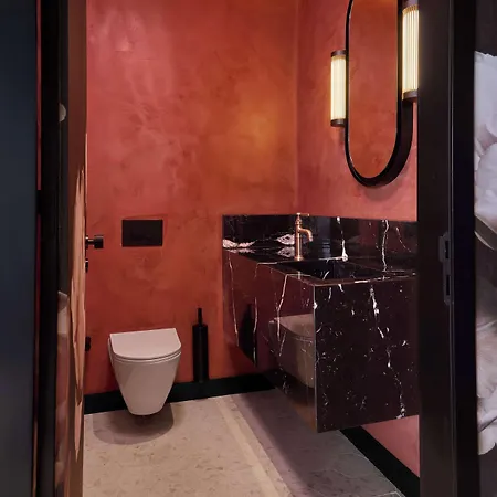 Duo Lisbon, Curio Collection By Hilton Lisboa