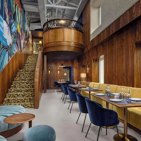 Hotel Duo Lisbon, Curio Collection By Hilton Lisbon