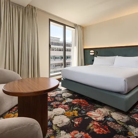 Duo Lisbon, Curio Collection By Hilton Hotel