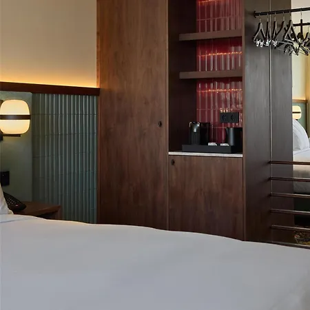 Duo Lisbon, Curio Collection By Hilton 4* Лісабон