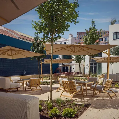 Duo Lisbon, Curio Collection By Hilton 4*