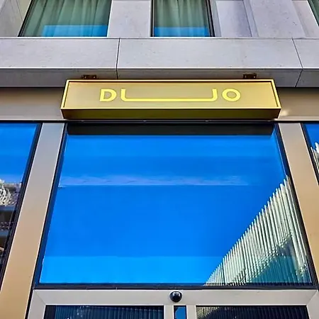 Duo Lisbon, Curio Collection By Hilton Готель