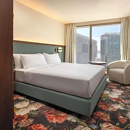 Duo Lisbon, Curio Collection By Hilton Hotel