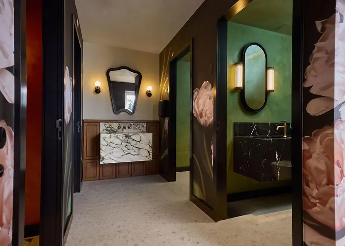 Hotel Duo Lisbon, Curio Collection By Hilton 4*