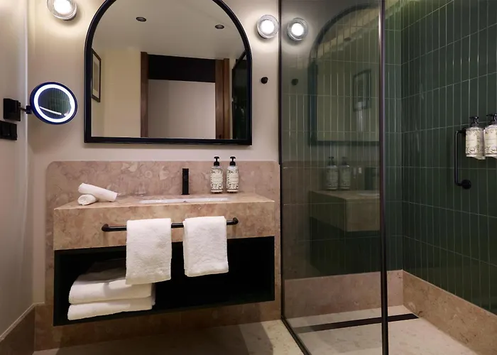 Duo Lisbon, Curio Collection By Hilton Hotel Lisboa