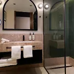 Duo Lisbon, Curio Collection By Hilton Hotel Lisboa