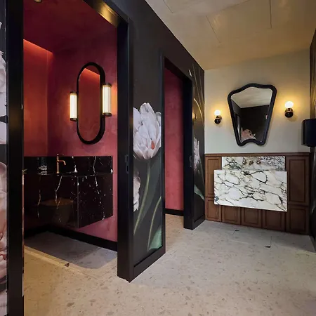 ホテル Duo Lisbon, Curio Collection By Hilton 4*