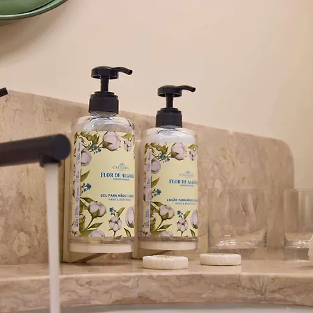 ホテル Duo Lisbon, Curio Collection By Hilton リスボン