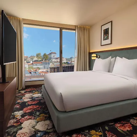 ホテル Duo Lisbon, Curio Collection By Hilton 4*