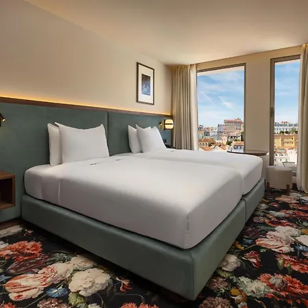 Duo Lisbon, Curio Collection By Hilton